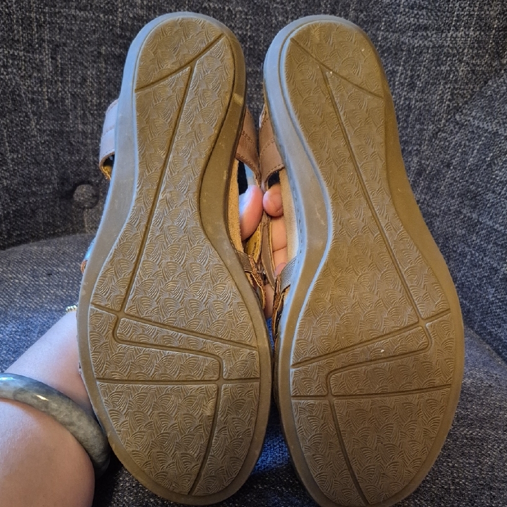 Origins Brown Leather Sandals Comfortable Summer Footwear - Picture 7 of 7